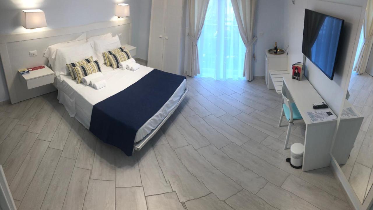 נאפולי Maison Claudette Toledo מראה חיצוני תמונה